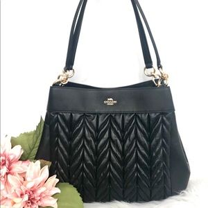 💜SOLD💜FLASH SALE✨Coach Quilted Lexy Shoulder Bag